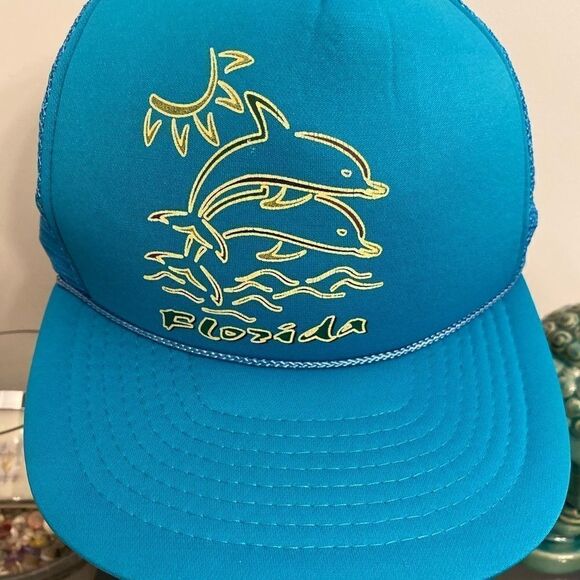 EUC Vintage Florida Souvenir SnapBack. 🐬 - Picture 1 of 3